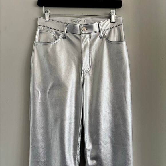 Abercrombie & Fitch Silver Metallic Faux Leather Pants Curve Love Size 4s - Picture 10 of 10